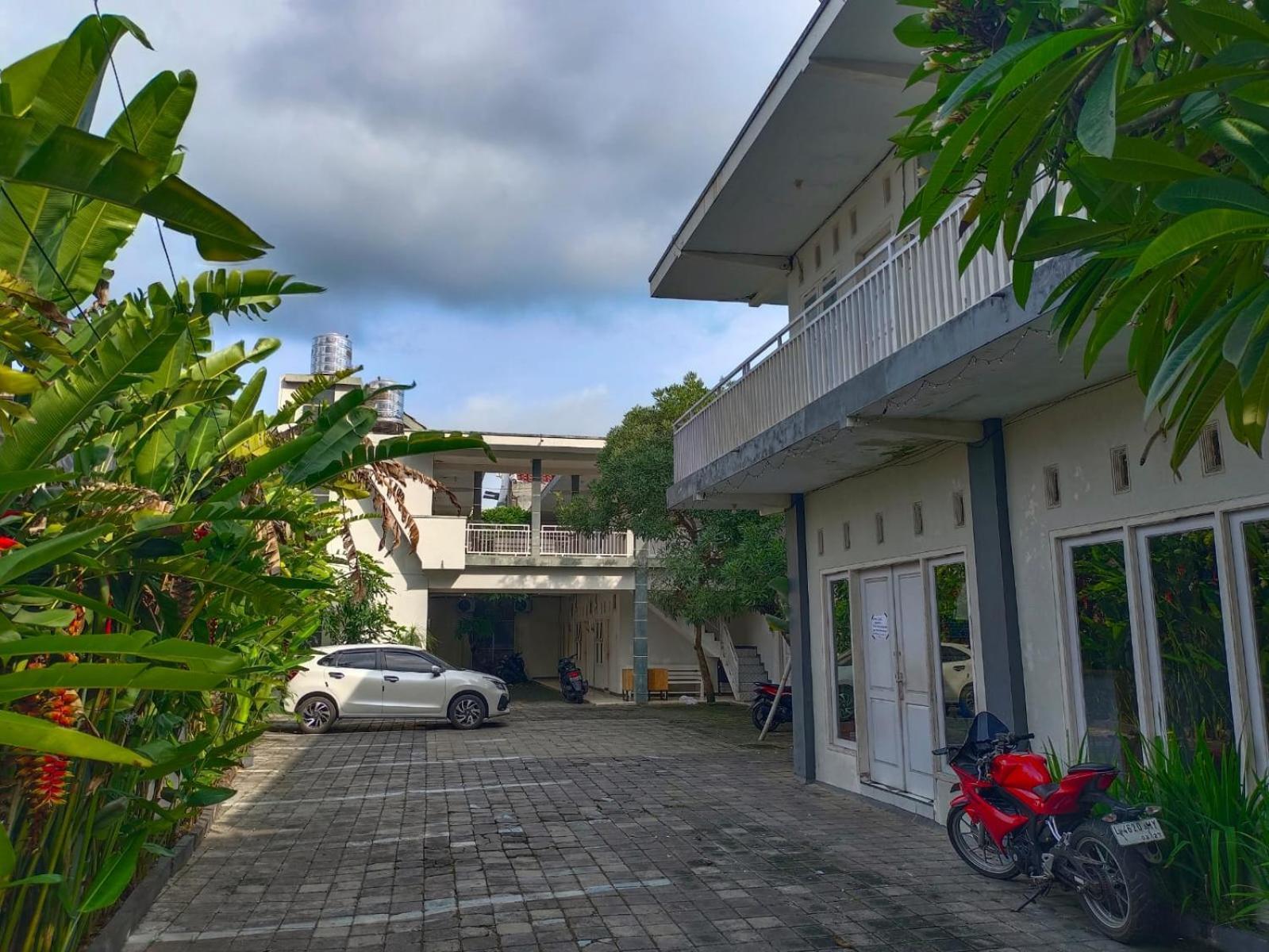 Oemah Jawa Guesthouse Jembel Exterior foto